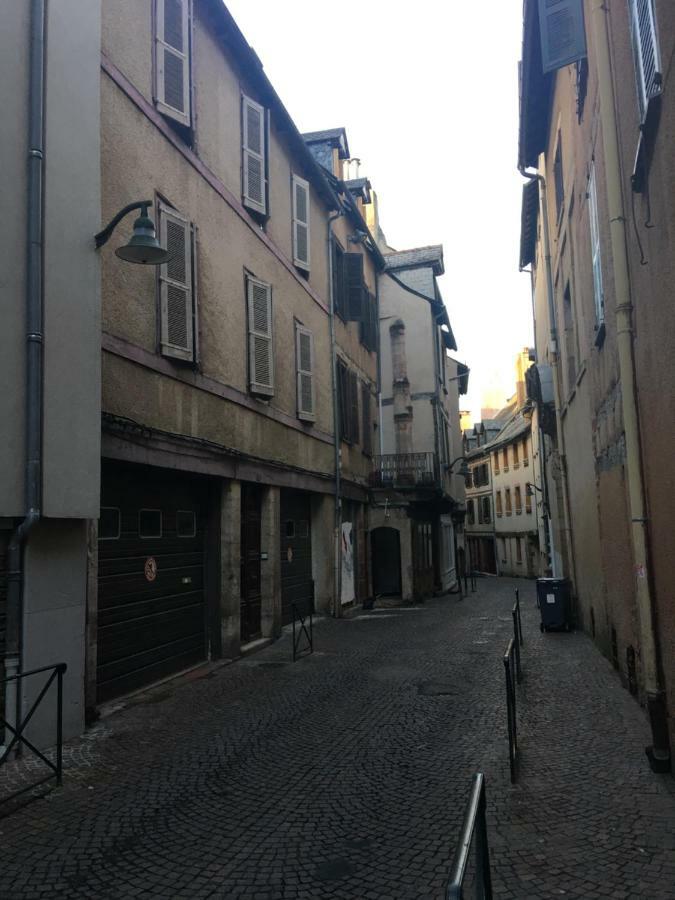 Le 17 Apartment Rodez Bagian luar foto